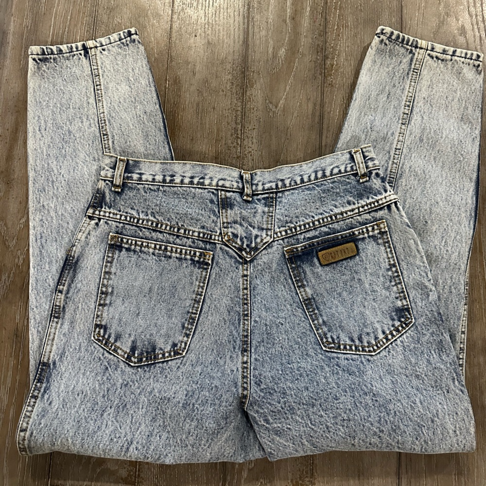 Classic Blue Gitano Women's Jeans - Picture 6 of 15